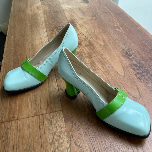 John Fluevog Hi Choice Vanny’s leather lime green & light blue heels NEAR MINT - Picture 8 of 9